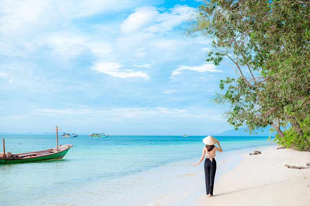long beach in phu quoc
